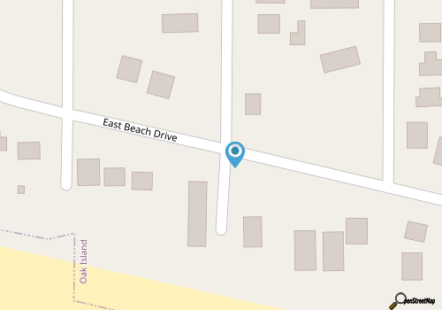 Terry-lar: Oceanfront multiplex with convenient beach access in East Beach map location