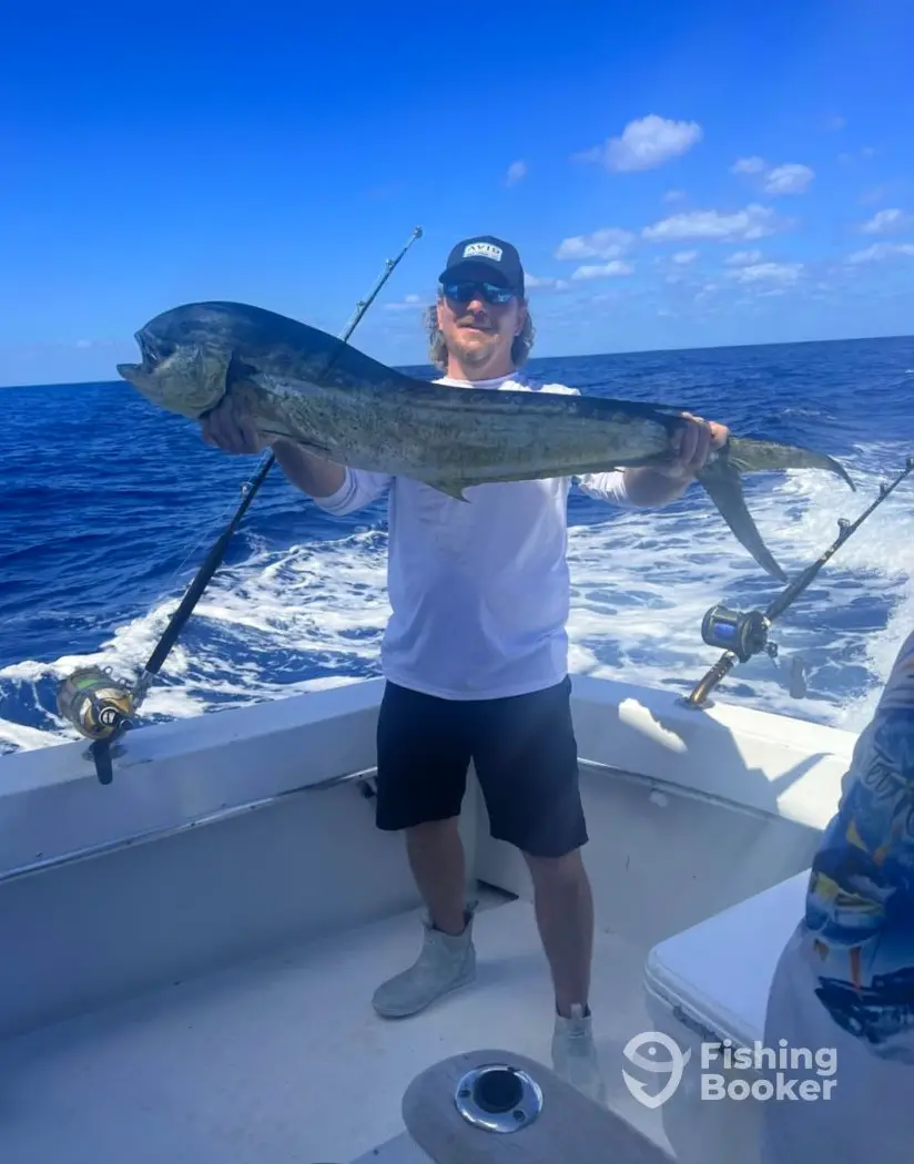 Salty Reels Fishing charter image 2