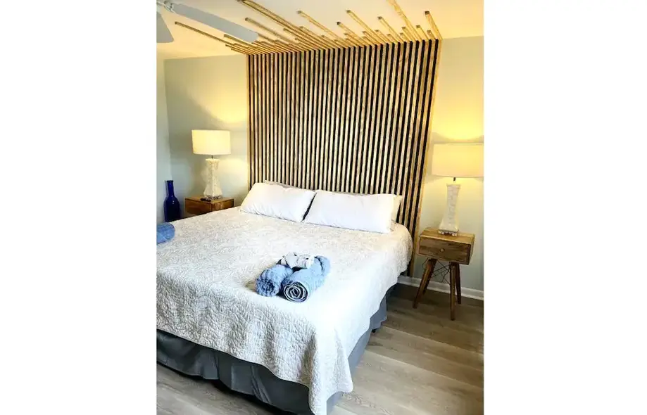 #2 Stylish condo w/ beach access on Carolina Beach