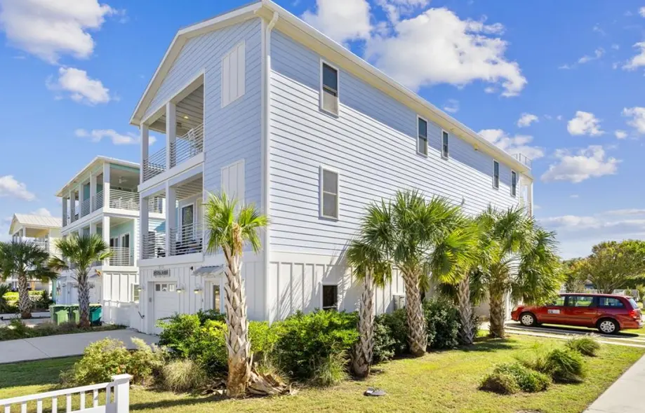 Cape Fear area 8+ Bedroom Vacation Rentals Search 