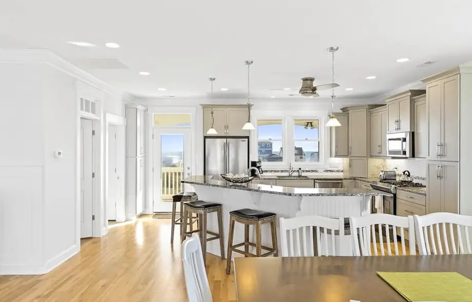 rental image 2